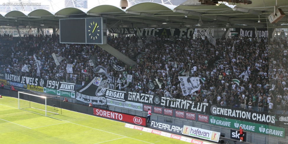 Sturm Graz - RB Salzburg
Oesterreichische Fussball Bundesliga, 7. Runde, SK Sturm Graz - FC RB Salzburg, Stadion Liebenau Graz, 30.08.2015. 

Foto zeigt Fans von Sturm
