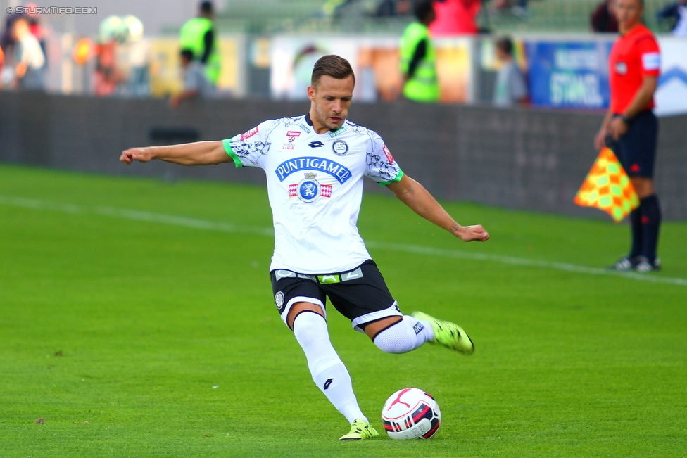 Mattersburg - Sturm Graz
Oesterreichische Fussball Bundesliga, 8. Runde, SV Mattersburg - SK Sturm Graz, Pappelstadion Mattersburg, 13.09.2015. 

Foto zeigt Daniel Offenbacher (Sturm)
