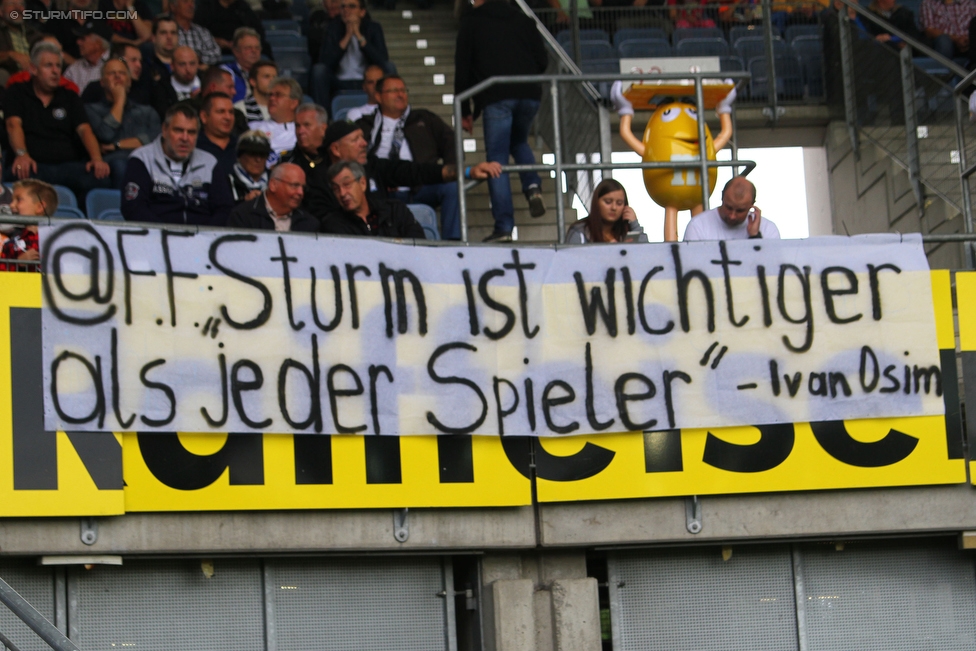 Sturm Graz - Austria Wien
Oesterreichische Fussball Bundesliga, 9. Runde, SK Sturm Graz - FK Austria Wien, Stadion Liebenau Graz, 19.09.2015. 

Foto zeigt Fans von Sturm mit einem Spruchband
Schlüsselwörter: protest