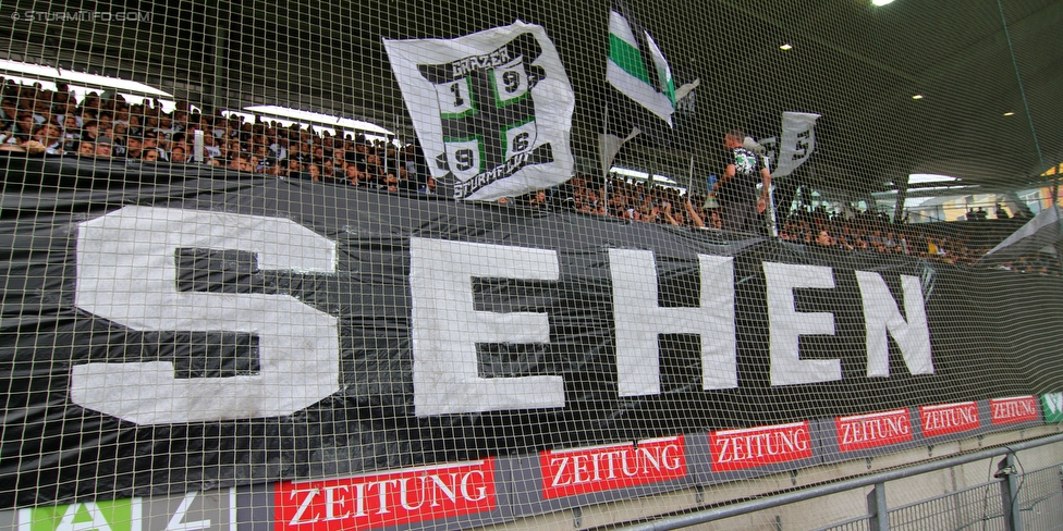 Sturm Graz - Austria Wien
Oesterreichische Fussball Bundesliga, 9. Runde, SK Sturm Graz - FK Austria Wien, Stadion Liebenau Graz, 19.09.2015. 

Foto zeigt Fans von Sturm
