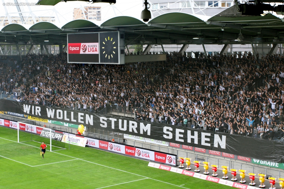 Sturm Graz - Austria Wien
Oesterreichische Fussball Bundesliga, 9. Runde, SK Sturm Graz - FK Austria Wien, Stadion Liebenau Graz, 19.09.2015. 

Foto zeigt Fans von Sturm
