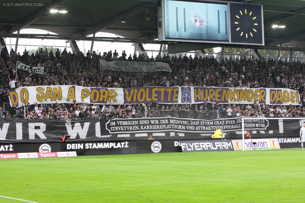 Sturm Graz - Austria Wien
Oesterreichische Fussball Bundesliga, 9. Runde, SK Sturm Graz - FK Austria Wien, Stadion Liebenau Graz, 19.09.2015. 

Foto zeigt Fans von Sturm mit einem Spruchband
Schlüsselwörter: protest