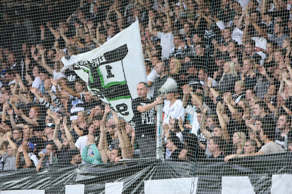 Sturm Graz - Austria Wien
Oesterreichische Fussball Bundesliga, 9. Runde, SK Sturm Graz - FK Austria Wien, Stadion Liebenau Graz, 19.09.2015. 

Foto zeigt Fans von Sturm
