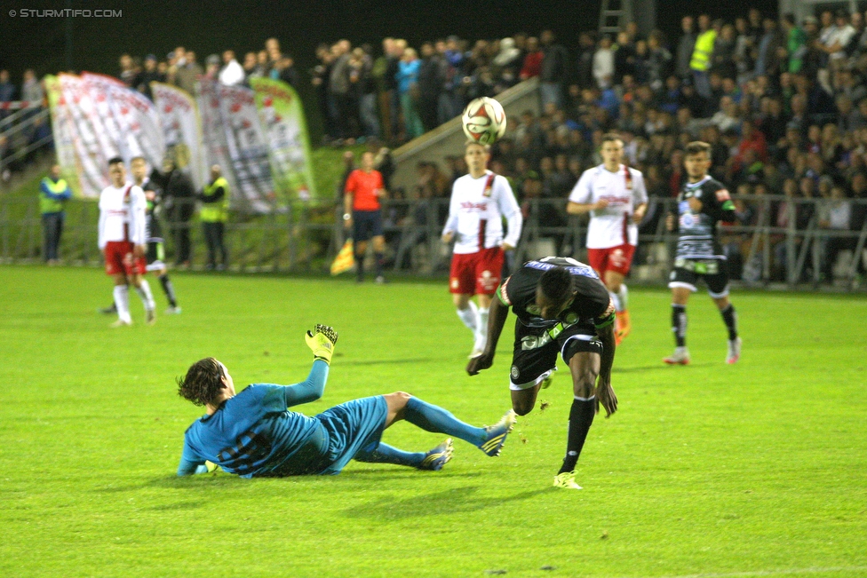 Seekirchen - Sturm Graz
OEFB Cup, 2. Runde, SV Seekirchen - SK Sturm Graz, Sportzentrum Seekirchen, 22.09.2015. 

Foto zeigt Osagie Bright Edomwonyi (Sturm)
