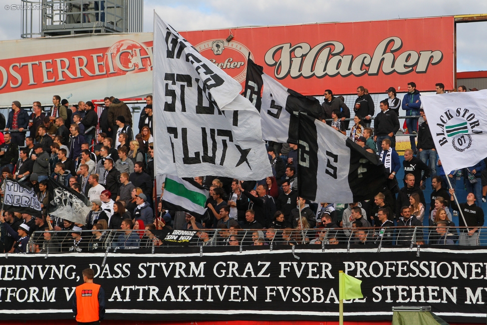 Admira Wacker - Sturm Graz
Oesterreichische Fussball Bundesliga, 10. Runde, FC Admira Wacker Moedling - SK Sturm Graz, Stadion Suedstadt Maria Enzersdorf, 27.09.2015. 

Foto zeigt Fans von Sturm
