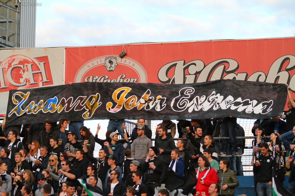 Admira Wacker - Sturm Graz
Oesterreichische Fussball Bundesliga, 10. Runde, FC Admira Wacker Moedling - SK Sturm Graz, Stadion Suedstadt Maria Enzersdorf, 27.09.2015. 

Foto zeigt Fans von Sturm
