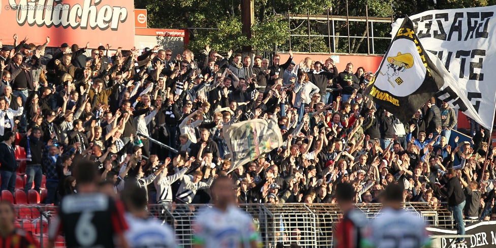 Admira Wacker - Sturm Graz
Oesterreichische Fussball Bundesliga, 10. Runde, FC Admira Wacker Moedling - SK Sturm Graz, Stadion Suedstadt Maria Enzersdorf, 27.09.2015. 

Foto zeigt Fans von Sturm
