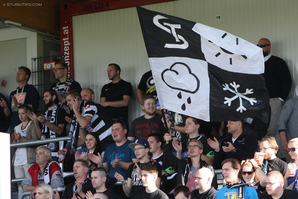 Groedig - Sturm Graz
Oesterreichische Fussball Bundesliga, 11. Runde, SV Groedig - SK Sturm Graz, Stadion Untersbergarena Groedig, 03.10.2015. 

Foto zeigt Fans von Sturm
