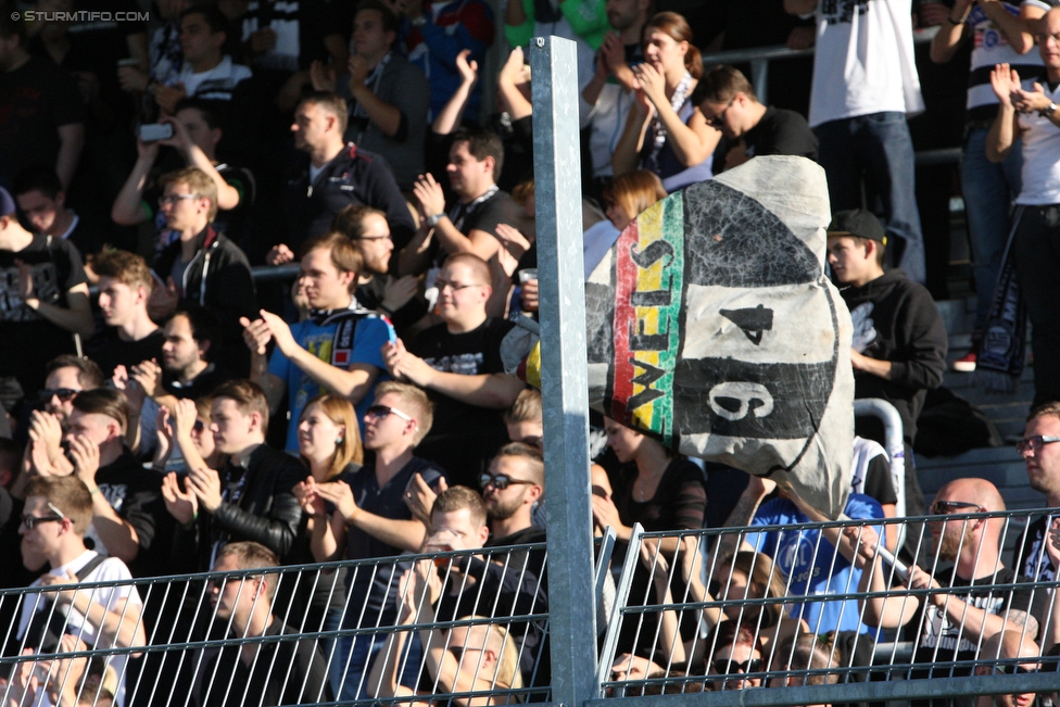 Groedig - Sturm Graz
Oesterreichische Fussball Bundesliga, 11. Runde, SV Groedig - SK Sturm Graz, Stadion Untersbergarena Groedig, 03.10.2015. 

Foto zeigt Fans von Sturm
