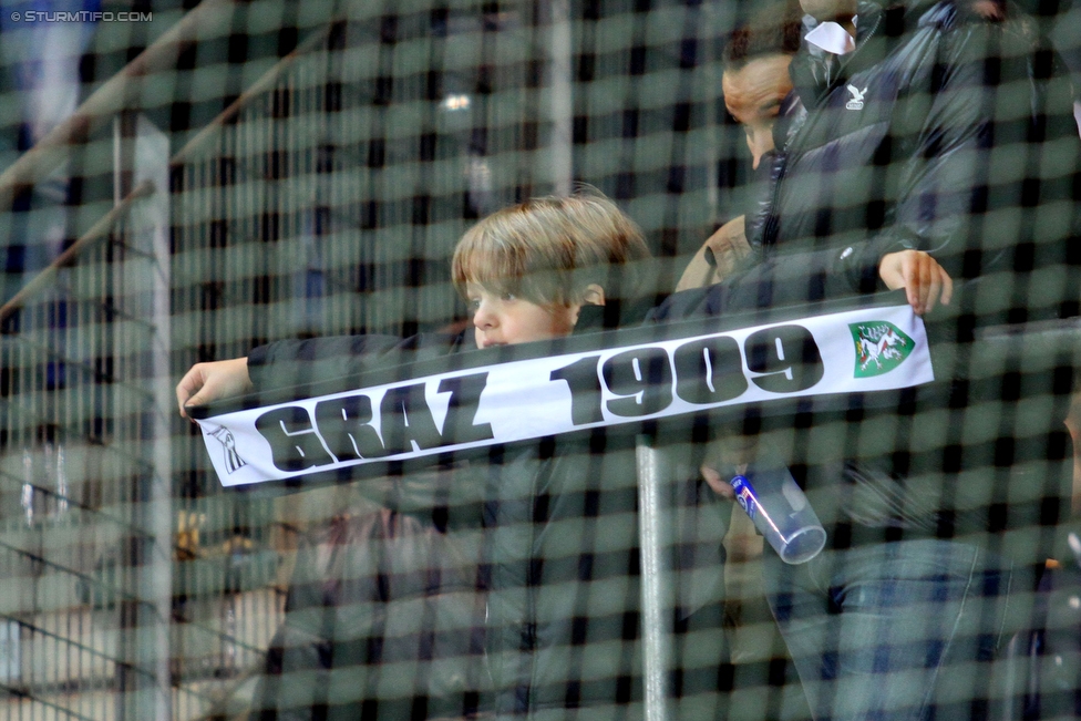 Sturm Graz - Altach
Oesterreichische Fussball Bundesliga, 12. Runde, SK Sturm Graz - SC Rheindorf Altach, Stadion Liebenau Graz, 17.10.2015. 

Foto zeigt Fans von Sturm
