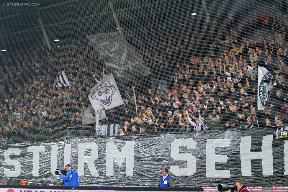 Sturm Graz - Wolfsberg
Oesterreichische Fussball Bundesliga, 13. Runde, SK Sturm Graz - Wolfsburger AC, Stadion Liebenau Graz, 24.10.2015. 

Foto zeigt Fans von Sturm
