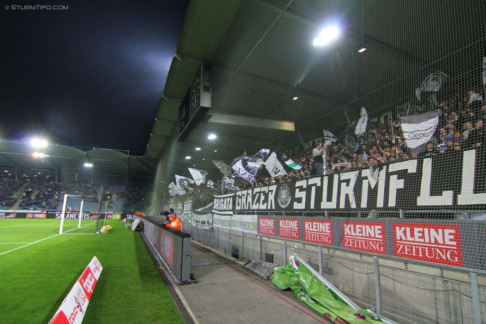 Sturm Graz - Ried
Oesterreichische Fussball Bundesliga, 15. Runde, SK Sturm Graz - SV Ried, Stadion Liebenau Graz, 07.11.2015. 

Foto zeigt Fans von Sturm
