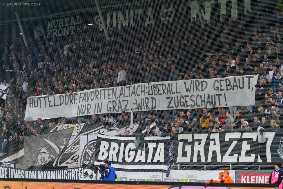 Sturm Graz - Ried
Oesterreichische Fussball Bundesliga, 15. Runde, SK Sturm Graz - SV Ried, Stadion Liebenau Graz, 07.11.2015. 

Foto zeigt Fans von Sturm mit einem Spruchband
Schlüsselwörter: protest