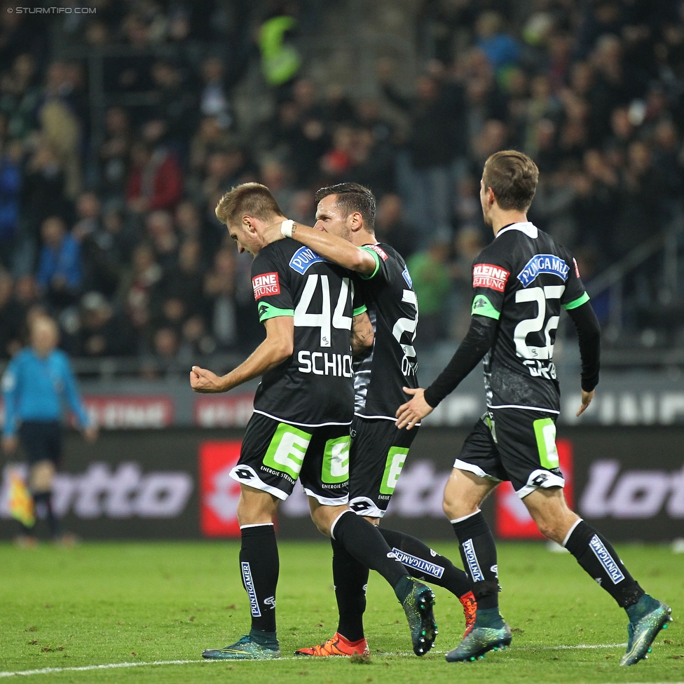 Sturm Graz - Ried
Oesterreichische Fussball Bundesliga, 15. Runde, SK Sturm Graz - SV Ried, Stadion Liebenau Graz, 07.11.2015. 

Foto zeigt Thorsten Schick (Sturm), Daniel Offenbacher (Sturm) und Andreas Gruber (Sturm)
Schlüsselwörter: torjubel