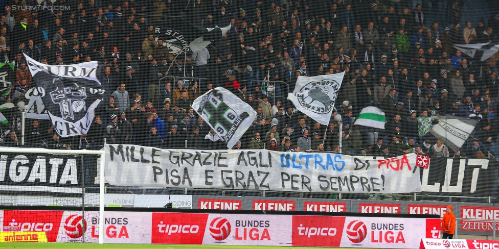 Sturm Graz - Mattersburg
Oesterreichische Fussball Bundesliga, 17. Runde, SK Sturm Graz - SV Mattersburg, Stadion Liebenau Graz, 28.11.2015. 

Foto zeigt Fans von Sturm mit einem Spruchband
