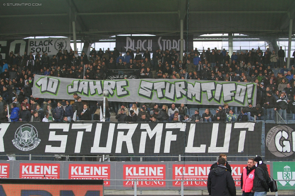 Sturm Graz - Mattersburg
Oesterreichische Fussball Bundesliga, 17. Runde, SK Sturm Graz - SV Mattersburg, Stadion Liebenau Graz, 28.11.2015. 

Foto zeigt Fans von Sturm mit einem Spruchband
