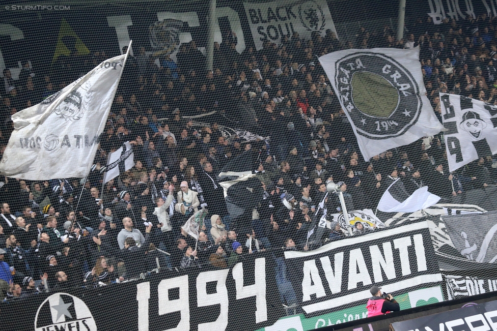 Sturm Graz - Mattersburg
Oesterreichische Fussball Bundesliga, 17. Runde, SK Sturm Graz - SV Mattersburg, Stadion Liebenau Graz, 28.11.2015. 

Foto zeigt Fans von Sturm
