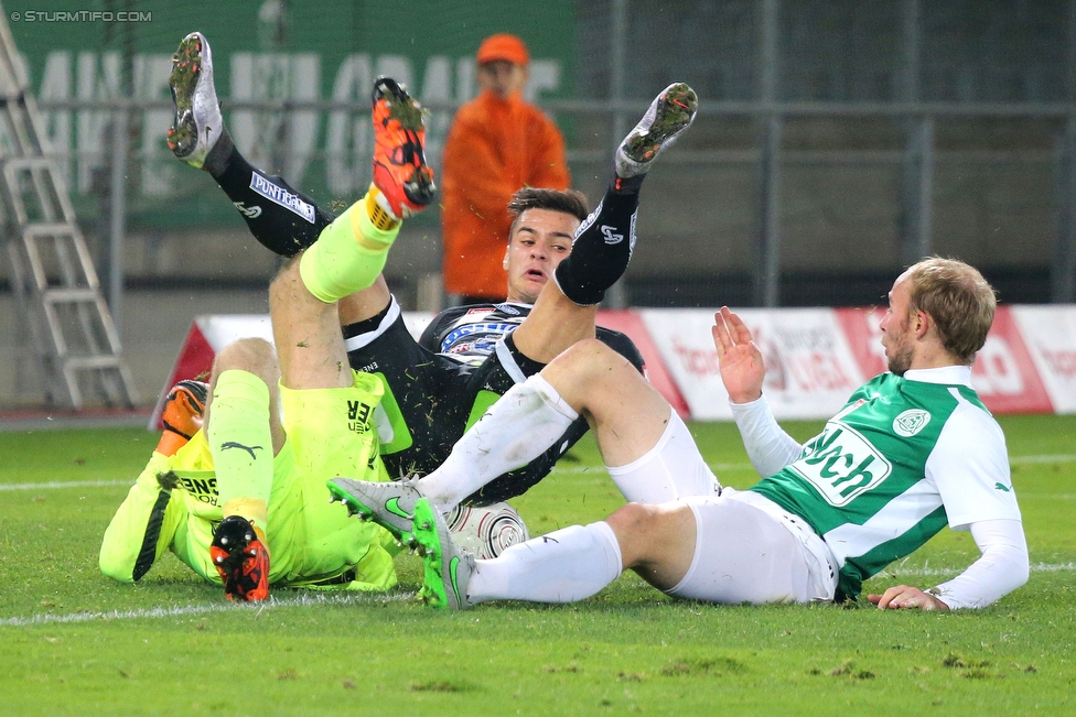 Sturm Graz - Mattersburg
Oesterreichische Fussball Bundesliga, 17. Runde, SK Sturm Graz - SV Mattersburg, Stadion Liebenau Graz, 28.11.2015. 

Foto zeigt Markus Kuster (Mattersburg) und Kristijan Dobras (Sturm)
