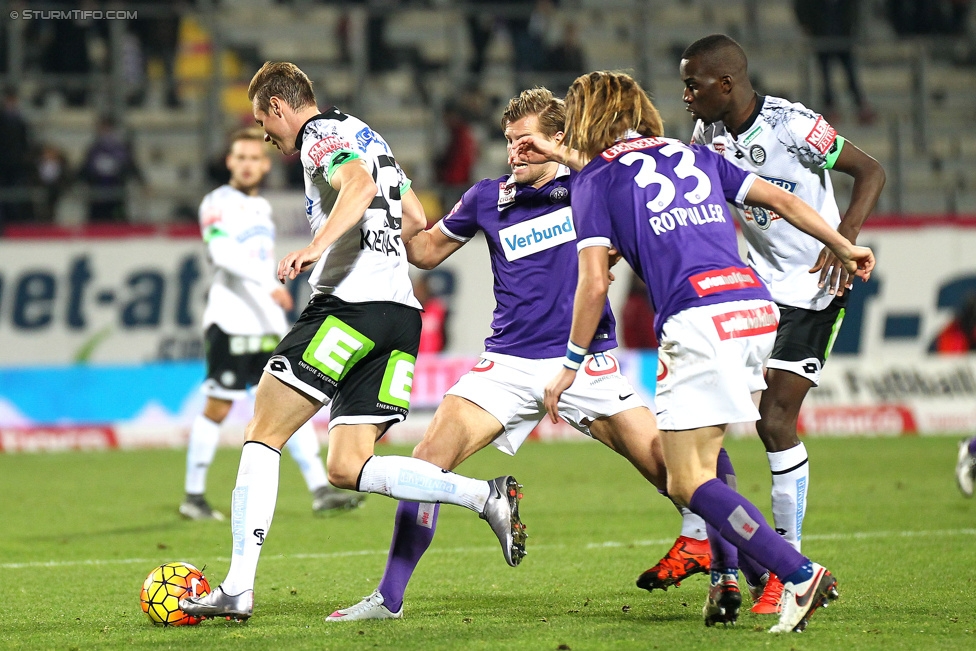 Austria Wien - Sturm Graz
Oesterreichische Fussball Bundesliga, 18. Runde, FK Austria Wien - SK Sturm Graz, Franz-Horr-Stadion Wien, 02.12.2015. 

Foto zeigt Roman Kienast (Sturm)
