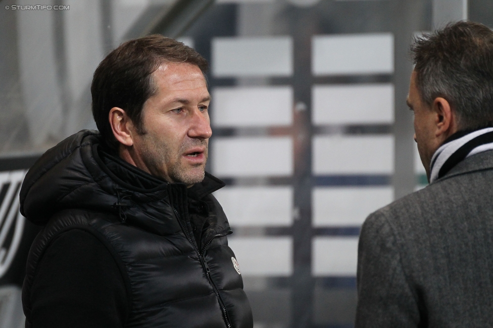 Sturm Graz - Admira Wacker
Oesterreichische Fussball Bundesliga, 19. Runde, SK Sturm Graz - FC Admiral Wacker Moedling, Stadion Liebenau Graz, 05.12.2015. 

Foto zeigt Franco Foda (Cheftrainer Sturm) und Christian Jauk (Praesident Sturm)
