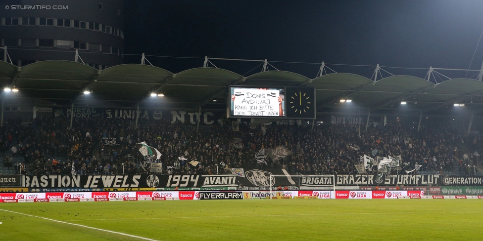 Sturm Graz - Groedig
Oesterreichische Fussball Bundesliga, 20. Runde, SK Sturm Graz - SV Groedig, Stadion Liebenau Graz, 12.12.2015. 

Foto zeigt Fans von Sturm
