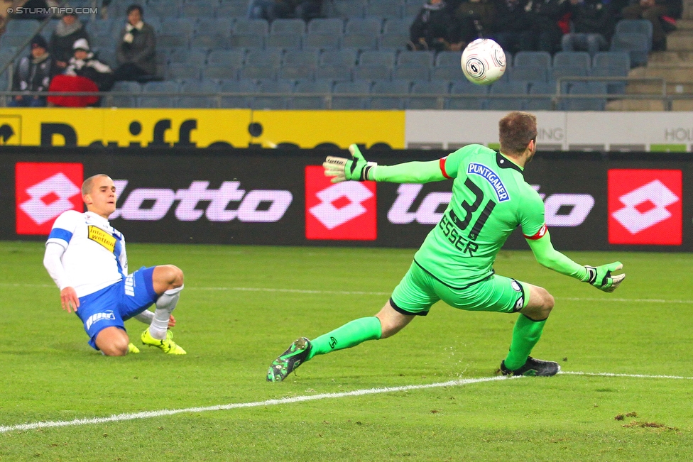 Sturm Graz - Groedig
Oesterreichische Fussball Bundesliga, 20. Runde, SK Sturm Graz - SV Groedig, Stadion Liebenau Graz, 12.12.2015. 

Foto zeigt Michael Esser (Sturm)
