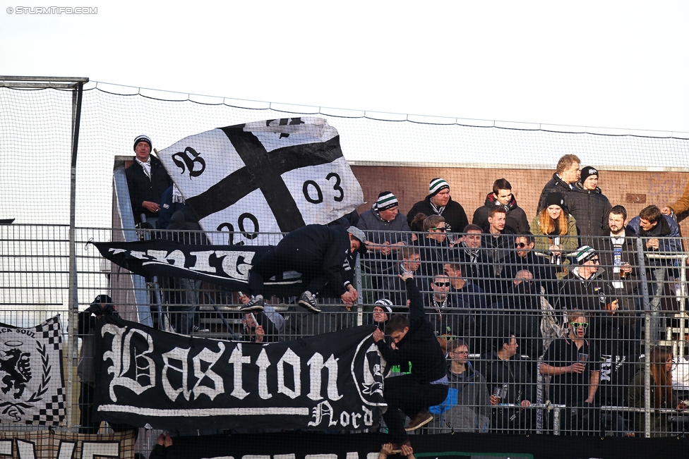 Altach - Sturm Graz
Oesterreichische Fussball Bundesliga, 21. Runde, SC Rheindorf Altach - SK Sturm Graz, Stadion Schnabelholz Altach, 06.02.2016. 

Foto zeigt Fans von Sturm
