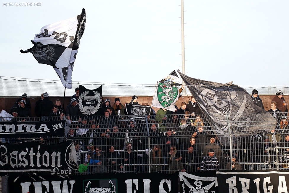 Altach - Sturm Graz
Oesterreichische Fussball Bundesliga, 21. Runde, SC Rheindorf Altach - SK Sturm Graz, Stadion Schnabelholz Altach, 06.02.2016. 

Foto zeigt Fans von Sturm
