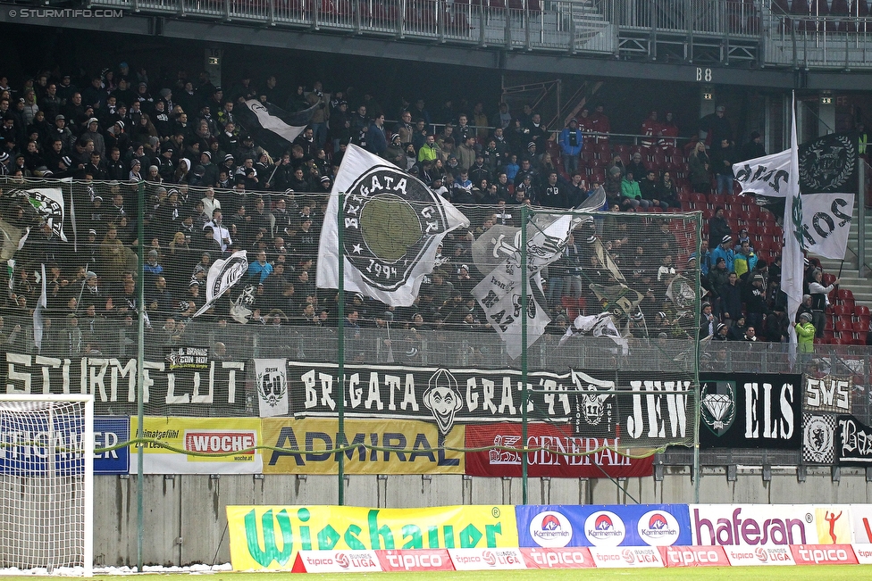 Wolfsberg - Sturm Graz
Oesterreichische Fussball Bundesliga, 22. Runde, Wolfsberger AC - SK Sturm Graz, Woerthersee Stadion Klagenfurt, 13.02.2016. 

Foto zeigt Fans von Sturm
