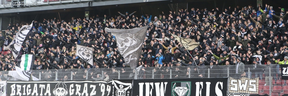 Wolfsberg - Sturm Graz
Oesterreichische Fussball Bundesliga, 22. Runde, Wolfsberger AC - SK Sturm Graz, Woerthersee Stadion Klagenfurt, 13.02.2016. 

Foto zeigt Fans von Sturm
