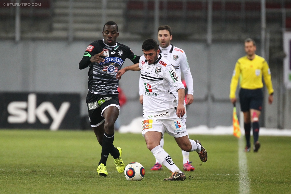 Wolfsberg - Sturm Graz
Oesterreichische Fussball Bundesliga, 22. Runde, Wolfsberger AC - SK Sturm Graz, Woerthersee Stadion Klagenfurt, 13.02.2016. 

Foto zeigt Osagie Bright Edomwonyi (Sturm) und Ibrahim Bingoel (Wolfsberg)
