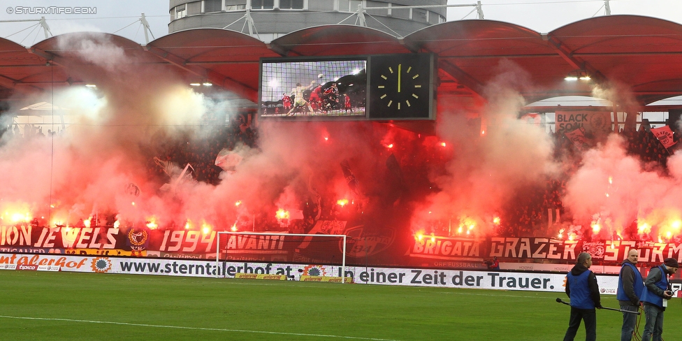 Sturm Graz - Rapid Wien
Oesterreichische Fussball Bundesliga, 23 Runde, SK Sturm Graz - SK Rapid Wien, Stadion Liebenau Graz, 21.02.2016. 

Foto zeigt Fans von Sturm
