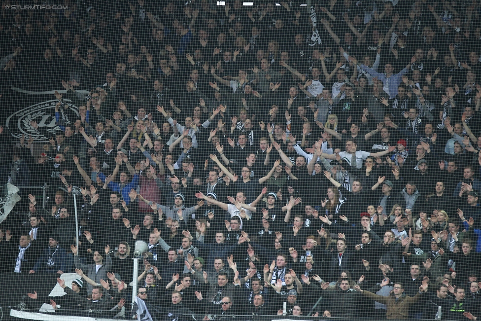 Sturm Graz - Rapid Wien
Oesterreichische Fussball Bundesliga, 23 Runde, SK Sturm Graz - SK Rapid Wien, Stadion Liebenau Graz, 21.02.2016. 

Foto zeigt Fans von Sturm
