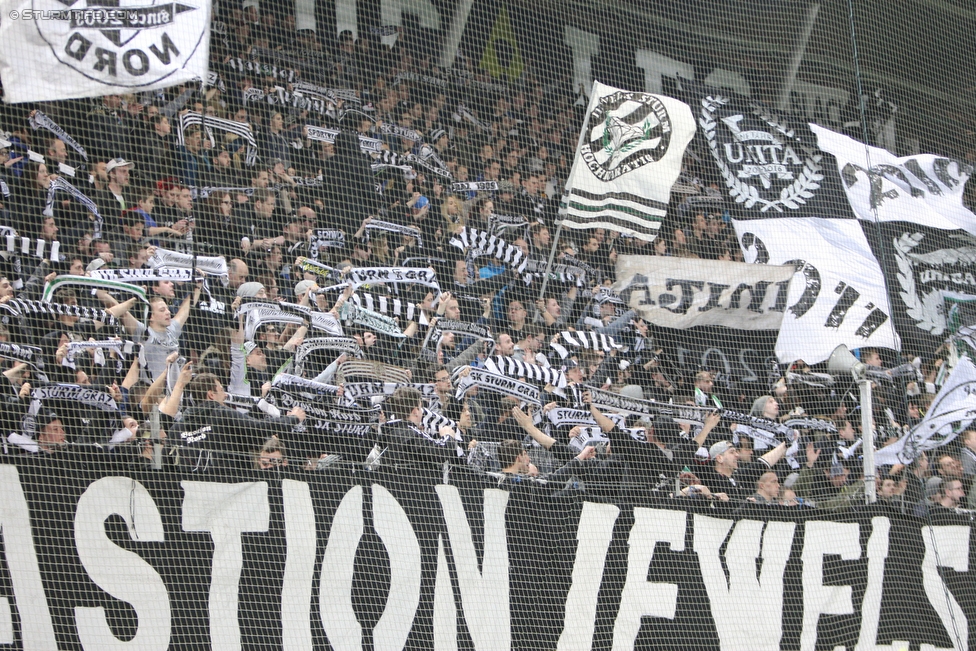 Sturm Graz - Rapid Wien
Oesterreichische Fussball Bundesliga, 23 Runde, SK Sturm Graz - SK Rapid Wien, Stadion Liebenau Graz, 21.02.2016. 

Foto zeigt Fans von Sturm
