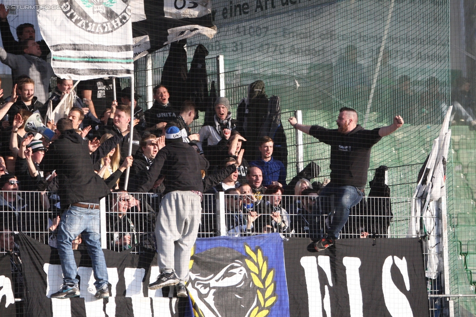 Ried - Sturm Graz
Oesterreichische Fussball Bundesliga, 24. Runde, SV Ried - SK Sturm Graz, Arena Ried, 27.02.2016. 

Foto zeigt Fans von Sturm
