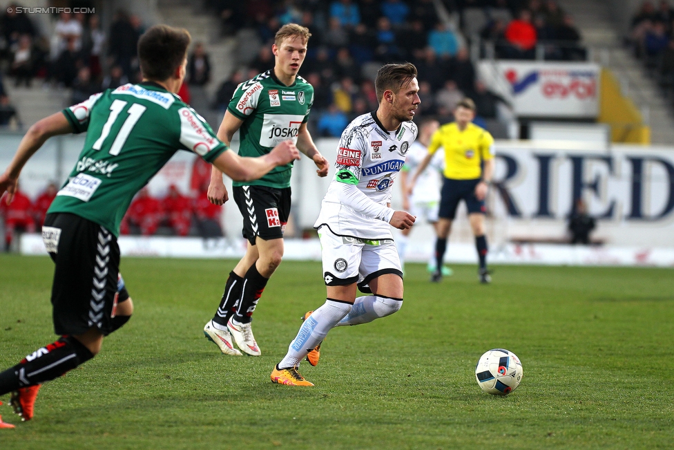 Ried - Sturm Graz
Oesterreichische Fussball Bundesliga, 24. Runde, SV Ried - SK Sturm Graz, Arena Ried, 27.02.2016. 

Foto zeigt Mathias Honsak (Ried) und Daniel Offenbacher (Sturm)
