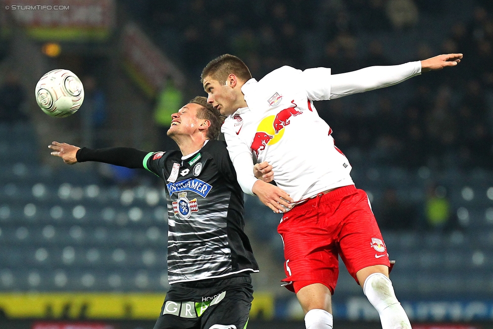 Sturm Graz - RB Salzburg
Oesterreichische Fussball Bundesliga, 25. Runde, SK Sturm Graz - FC RB Salzburg, Stadion Liebenau Graz, 02.03.2016. 

Foto zeigt Roman Kienast (Sturm) und Duje Caleta-Car (Salzburg)
Schlüsselwörter: kopfball