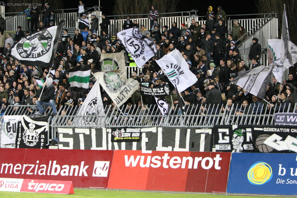 Mattersburg - Sturm Graz
Oesterreichische Fussball Bundesliga, 26. Runde, SV Mattersburg - SK Sturm Graz, Pappelstadion Mattersburg, 05.03.2016. 

Foto zeigt Fans von Sturm
