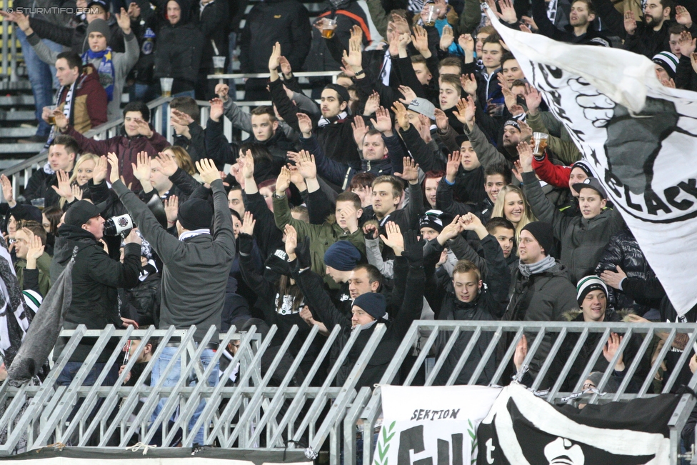 Mattersburg - Sturm Graz
Oesterreichische Fussball Bundesliga, 26. Runde, SV Mattersburg - SK Sturm Graz, Pappelstadion Mattersburg, 05.03.2016. 

Foto zeigt Fans von Sturm
