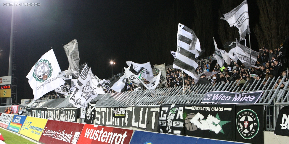 Mattersburg - Sturm Graz
Oesterreichische Fussball Bundesliga, 26. Runde, SV Mattersburg - SK Sturm Graz, Pappelstadion Mattersburg, 05.03.2016. 

Foto zeigt Fans von Sturm
