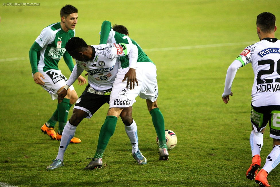 Mattersburg - Sturm Graz
Oesterreichische Fussball Bundesliga, 26. Runde, SV Mattersburg - SK Sturm Graz, Pappelstadion Mattersburg, 05.03.2016. 

Foto zeigt Masakuba-Wilson Kamavuaka (Sturm) und Sascha Horvath (Sturm)
