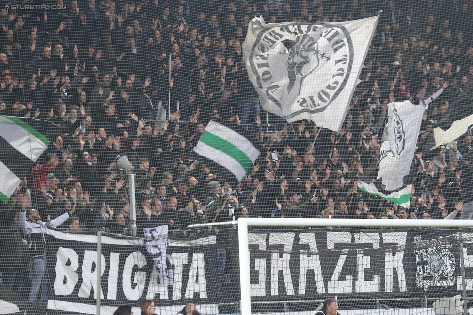 Sturm Graz - Austria Wien
Oesterreichische Fussball Bundesliga, 27. Runde, SK Sturm Graz - FK Austria Wien, Stadion Liebenau Graz, 13.03.2016. 

Foto zeigt Fans von Sturm
