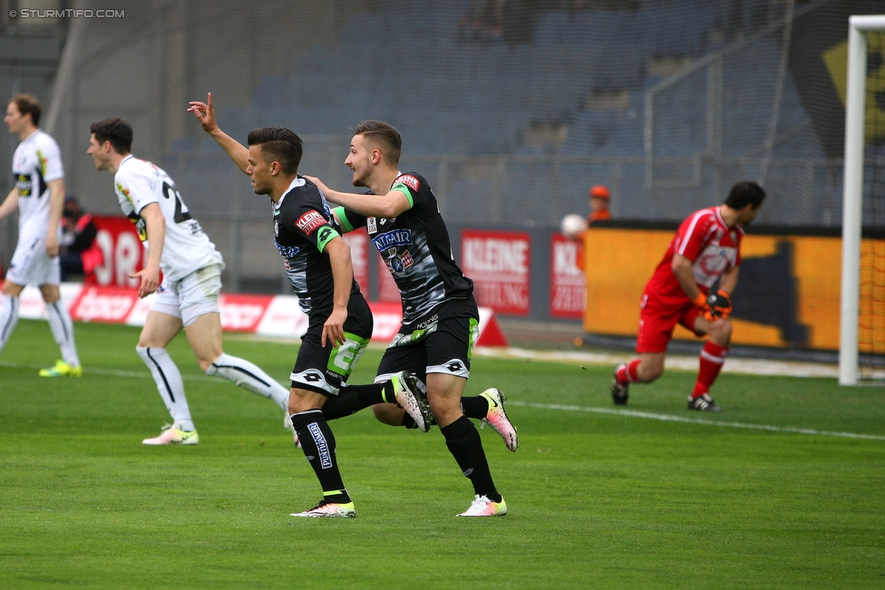 Sturm Graz - Altach
Oesterreichische Fussball Bundesliga, 30. Runde, SK Sturm Graz - SC Rheindorf Altach, Stadion Liebenau Graz, 09.04.2016. 

Foto zeigt Sascha Horvath (Sturm) und Donisi Avdijaj (Sturm)
Schlüsselwörter: torjubel