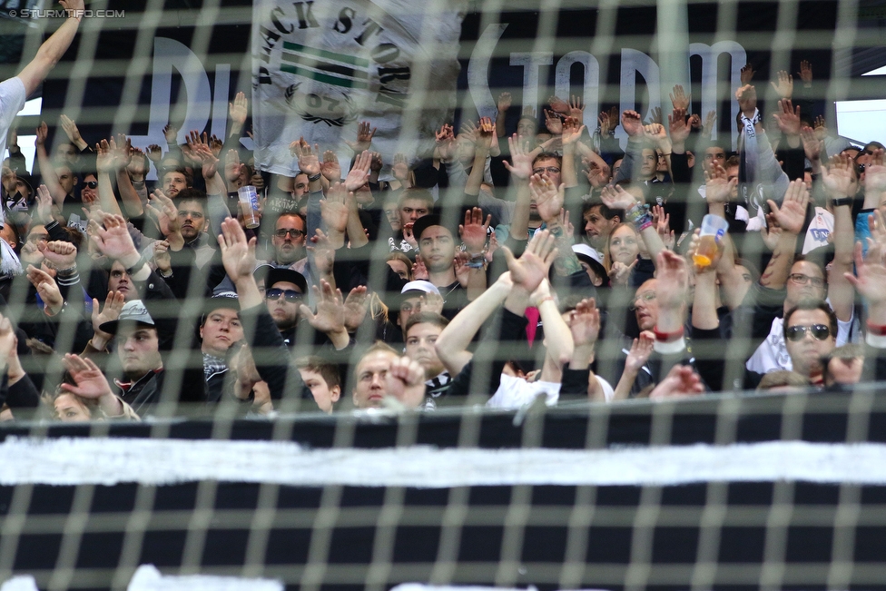 Sturm Graz - Ried
Oesterreichische Fussball Bundesliga, 33. Runde, SK Sturm Graz - SV Ried, Stadion Liebenau Graz, 30.04.2016. 

Foto zeigt Fans von Sturm
