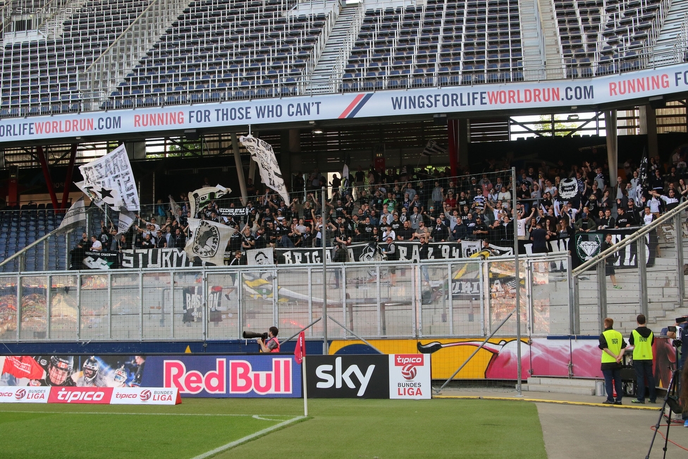 Salzburg - Sturm Graz
Oesterreichische Fussball Bundesliga, 34. Runde, FC RB Salzburg - SK Sturm Graz, Stadion Wals-Siezenheim, 07.05.2016. 

Foto zeigt Fans von Sturm
