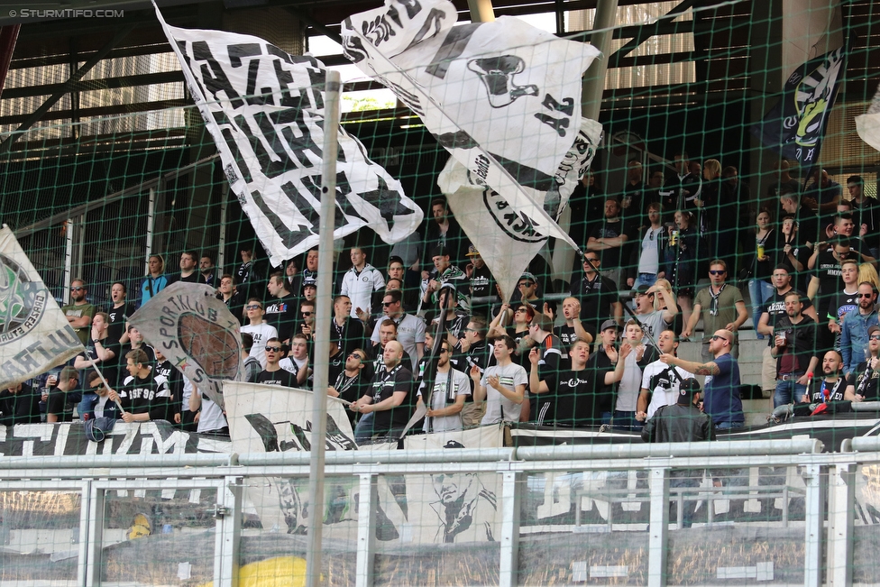 Salzburg - Sturm Graz
Oesterreichische Fussball Bundesliga, 34. Runde, FC RB Salzburg - SK Sturm Graz, Stadion Wals-Siezenheim, 07.05.2016. 

Foto zeigt Fans von Sturm
