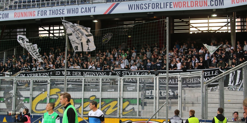 Salzburg - Sturm Graz
Oesterreichische Fussball Bundesliga, 34. Runde, FC RB Salzburg - SK Sturm Graz, Stadion Wals-Siezenheim, 07.05.2016. 

Foto zeigt Fans von Sturm mit einem Spruchband
Schlüsselwörter: protest