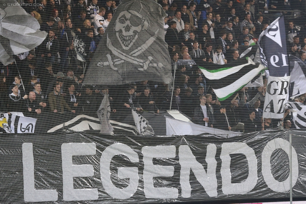 Sturm Graz - Mattersburg
Oesterreichische Fussball Bundesliga, 35. Runde, SK Sturm Graz - SV Mattersburg, Stadion Liebenau Graz, 11.05.2016. 

Foto zeigt Fans von Sturm
