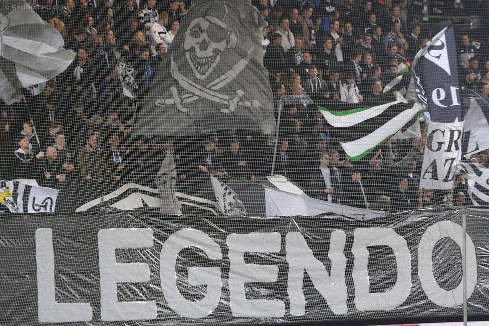 Sturm Graz - Mattersburg
Oesterreichische Fussball Bundesliga, 35. Runde, SK Sturm Graz - SV Mattersburg, Stadion Liebenau Graz, 11.05.2016. 

Foto zeigt Fans von Sturm
