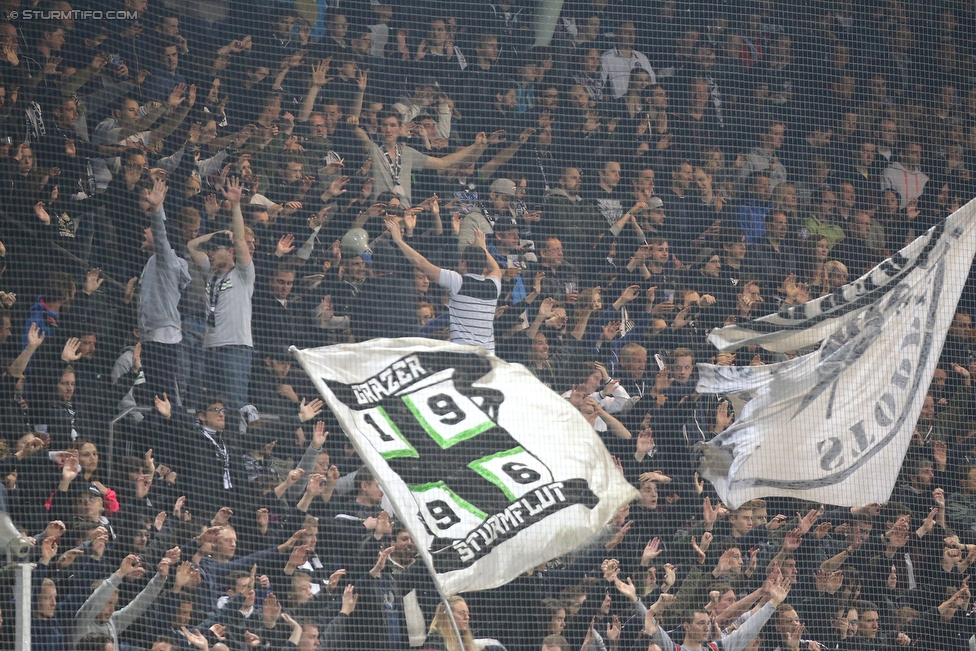 Sturm Graz - Mattersburg
Oesterreichische Fussball Bundesliga, 35. Runde, SK Sturm Graz - SV Mattersburg, Stadion Liebenau Graz, 11.05.2016. 

Foto zeigt Fans von Sturm
